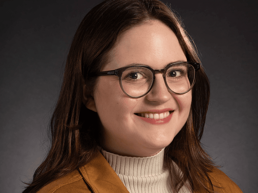 Hannah Forward receives the 2024 Dieter Scholarship